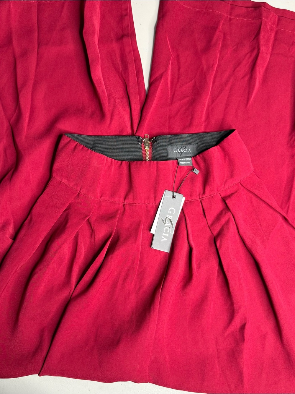 NWT Gracia Women’s Dark Red High Rise Wide Leg Pleated Pants 28” Inseam